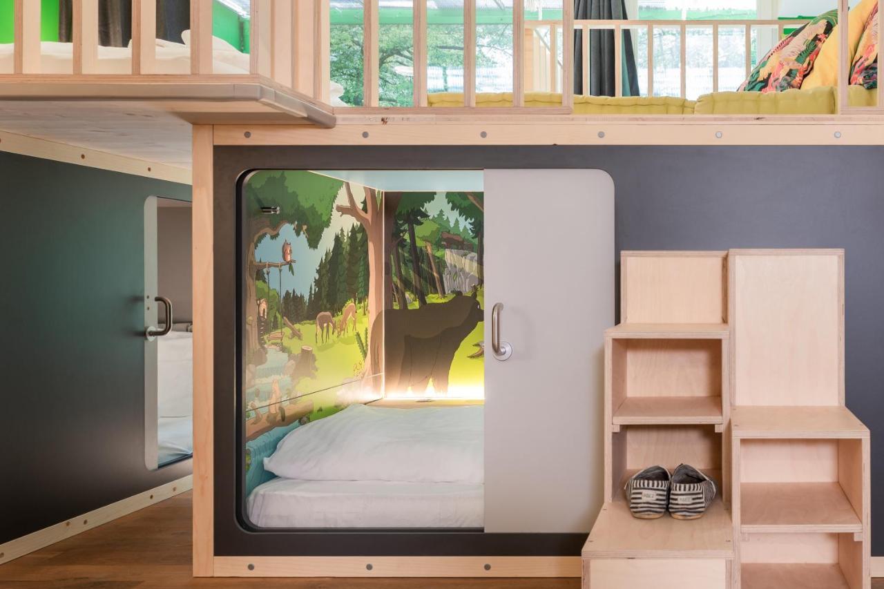 Capsule Hotel By Hyve Basel Dış mekan fotoğraf